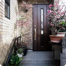 Welcoming Foyer & Entryway Design for Private Residences