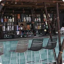 Exclusive Bar Design for Farmhouses